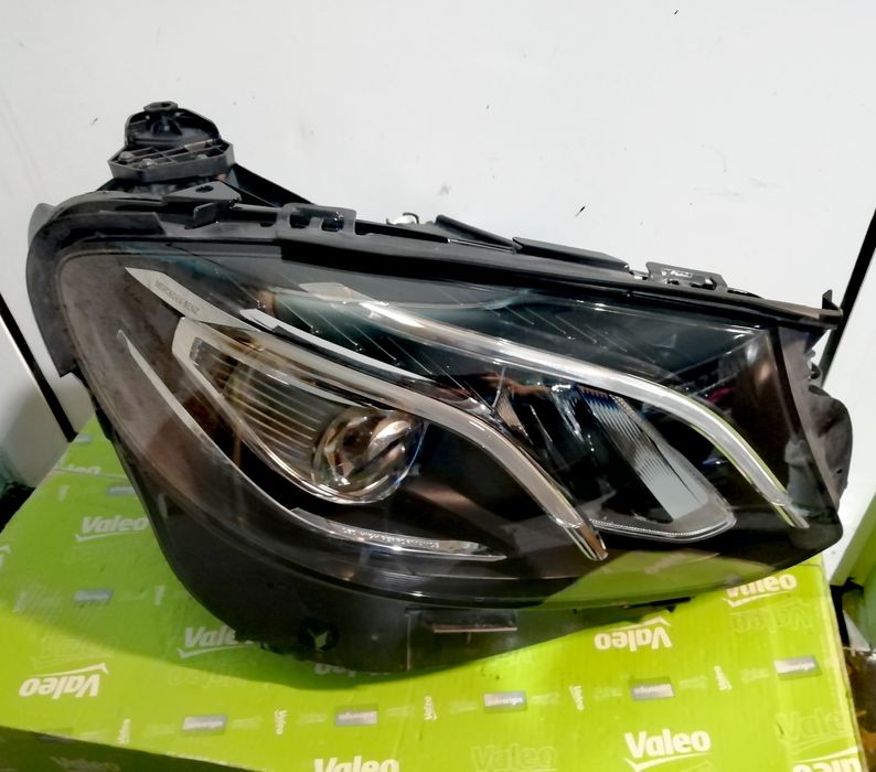 Фар Фарове за Mercedes E-classa W213 / Мерцедес Е-класа А213 LED HIGH