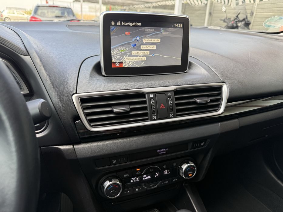 Mazda 3 2017, 1.5 Diesel Euro6, Cutie viteze automata, Navigatie, Scaune incalzite, Import Germania, stare foarte buna. Rate cu avans 0%