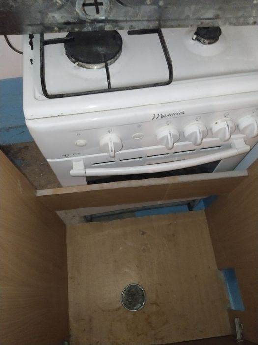 Продам газплиту б/у