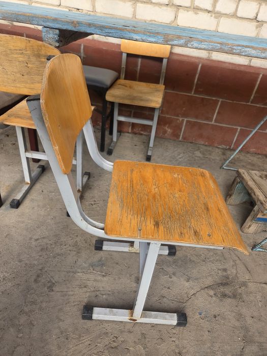Стул школьный ученический