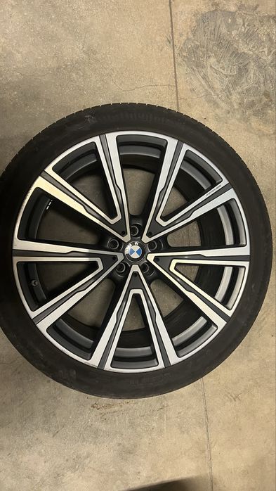 Оригинални!!! Джанти с гуми INDIVIDUAL 22"'за BMW G05/G05 V-spoke 746I