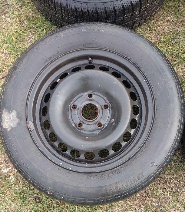 4 гуми 195/65 R15 със джанти за VW