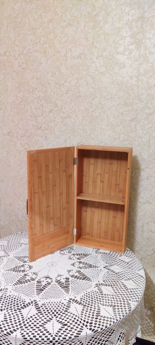 Стилно бамбуково шкафче за баня, кухня, спалня или хол