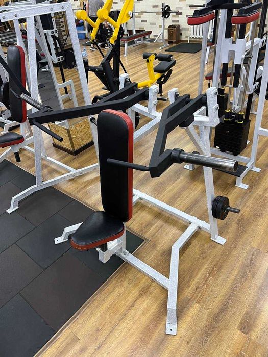 ОТЛИЧНЫЙ НАБОР Б.У. тренажёров,резиновые гантели и блины