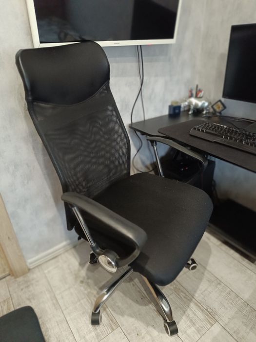 Офис Стол в добро състояние