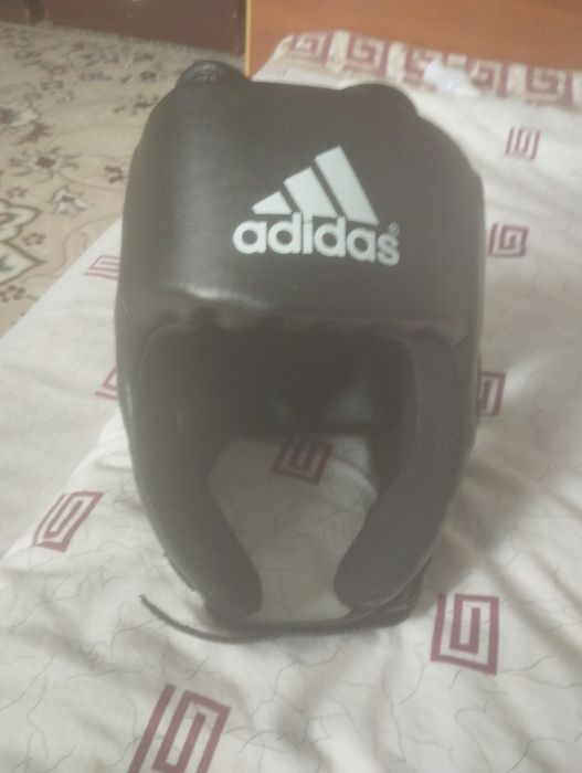 Шлем для единоборств