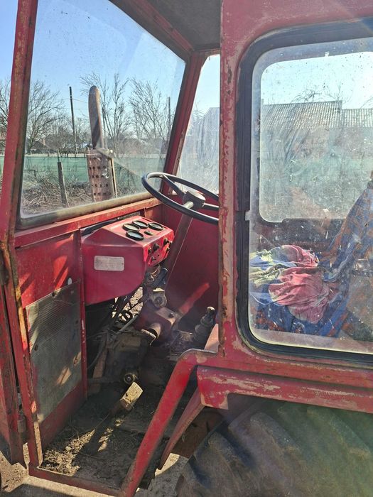 Vand tractoras in stare de funciunare