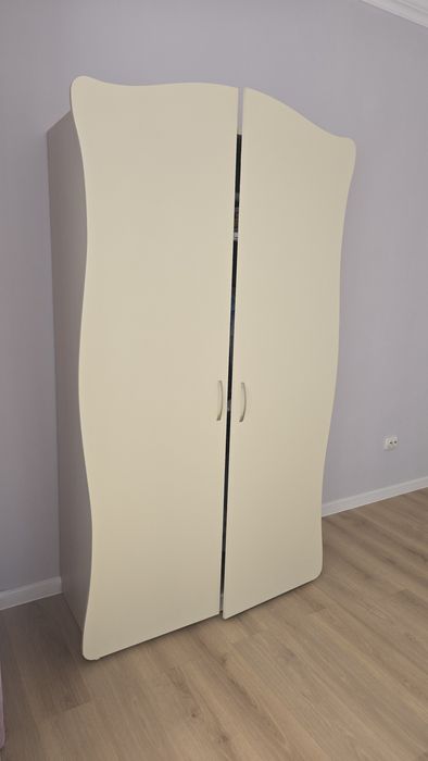 Продаётся шкаф в детскую