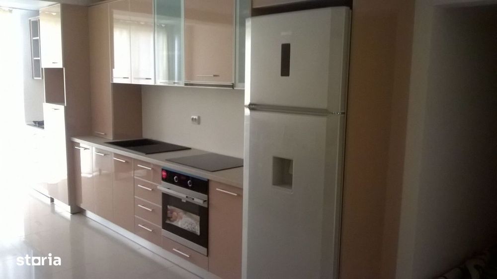 Apartament 3 camere decomandat