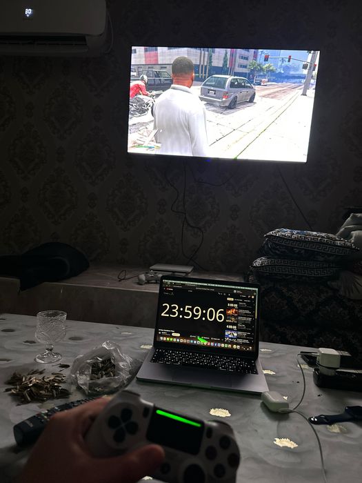 Playstation 4 Slim White TB