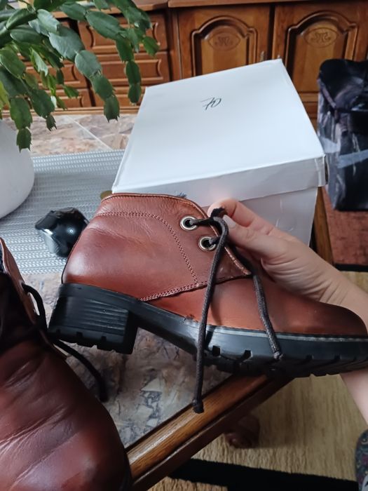 Încălțăminte marimea 36