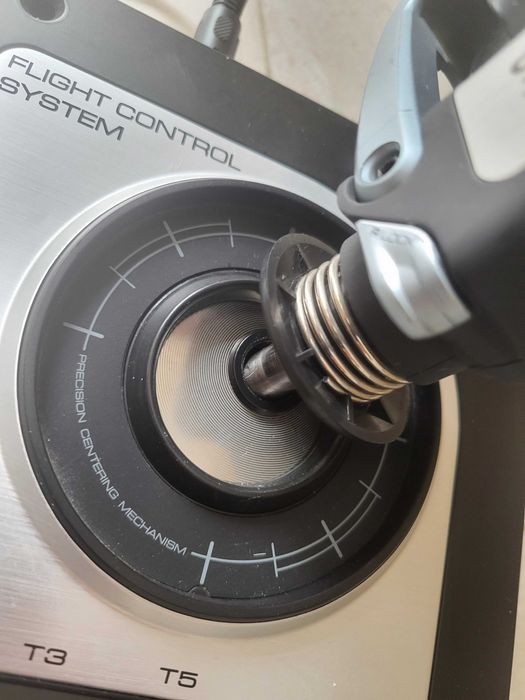 Джойстик Logitech Saitek X52 HOTAS в отлично състояние