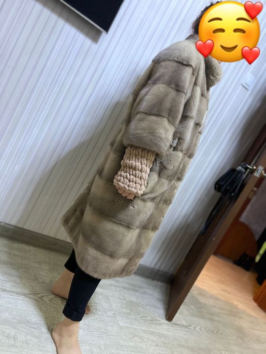 Продам шубу норковую