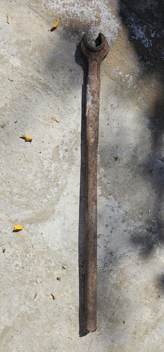 Большой газовый ключ