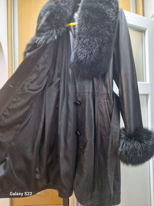 Haina piele naturala moale. Noua,blana naturala ,ocazie