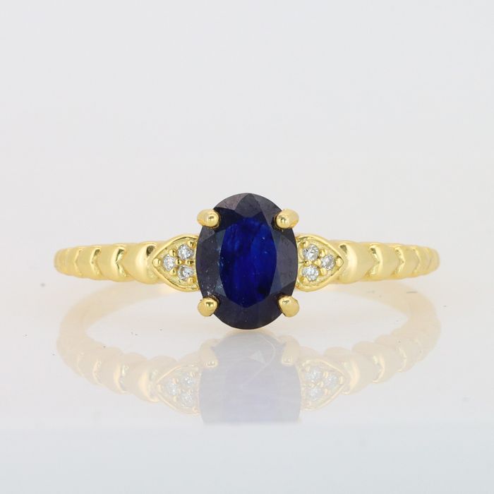 Сребърен пръстен сърца с натурален Сапфир Royal Blue 2.29 карата от Шри Ланка, 18К позлата и сертификат