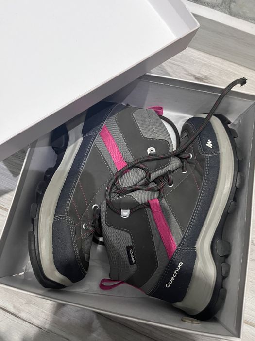 Обувки decathlon (като нови)