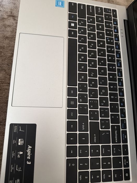 Ноутбук новый “Aser”