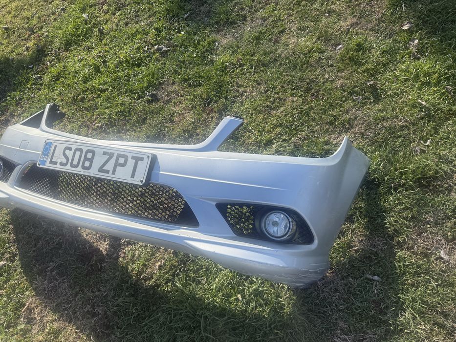 Броня Мерцедес Ц класа W204 AMG bronia Mercedes C predna