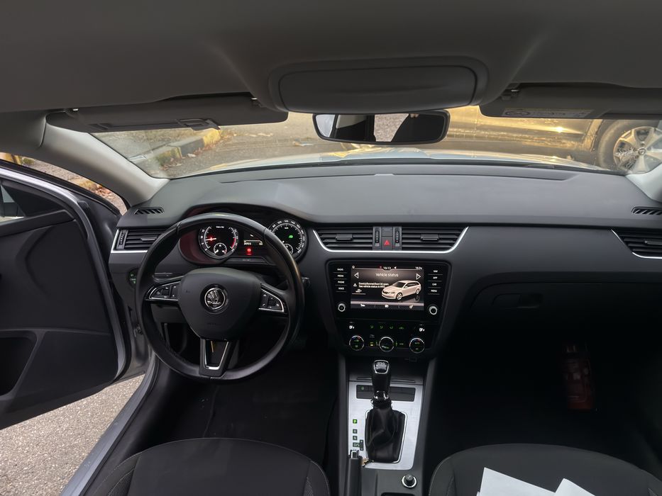 SKODA Octavia 2018 — imagine 5