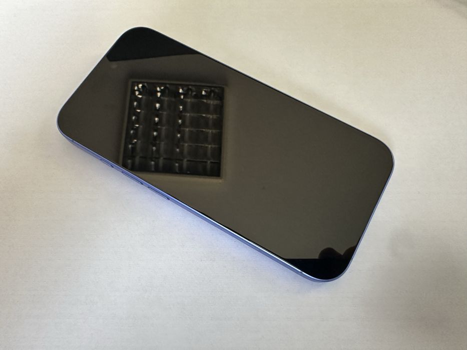 iPhone 16 Blue - Заключен с iCloud