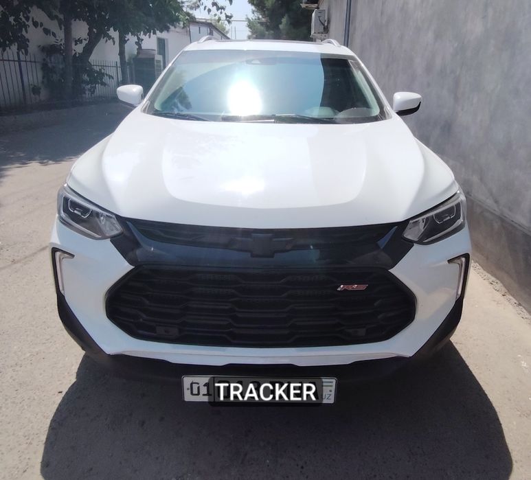 Tracker 2  premier plus 2025