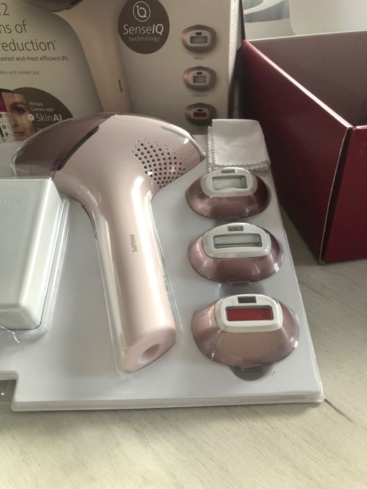 Фотоепилатор PHILIPS 9900 Bri977