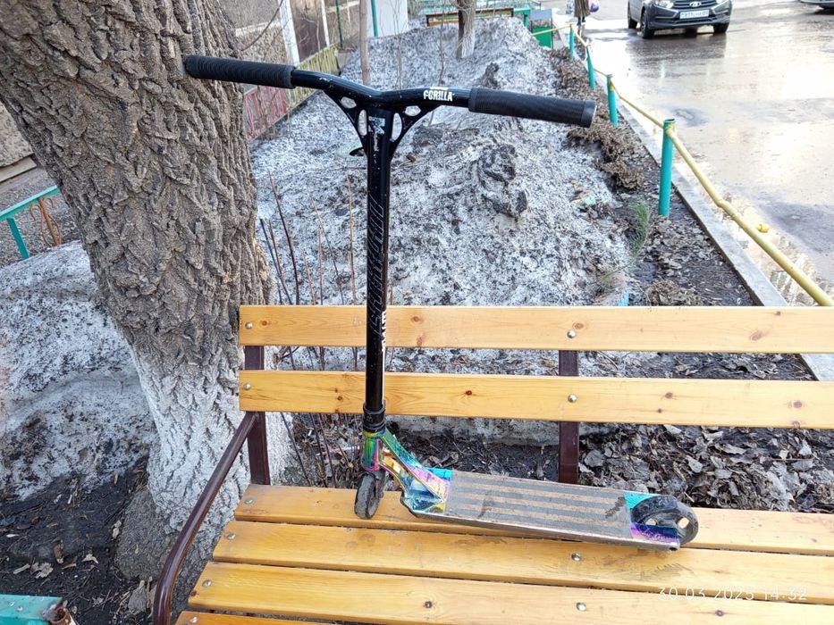 Продам трюковой самокат