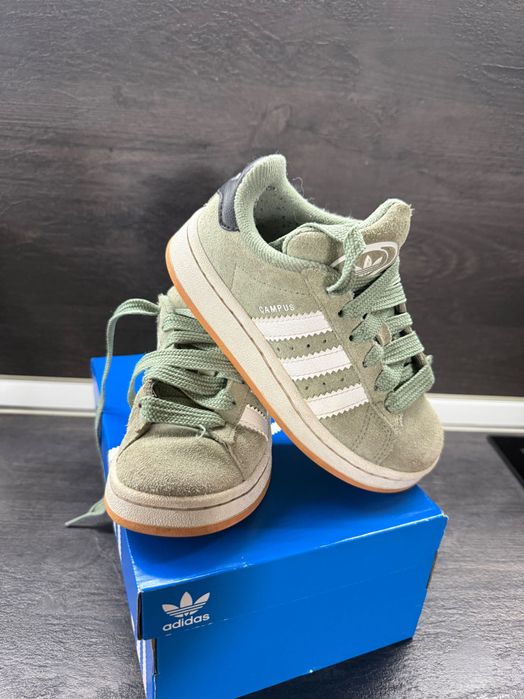 Обувки Adidas 29 номер