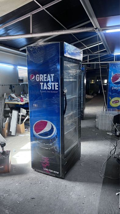 Vitrina frigorifica verticala mica simpla