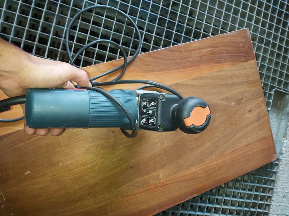 Ferăstrău Pendular Profesional Bosch GST 85 PE