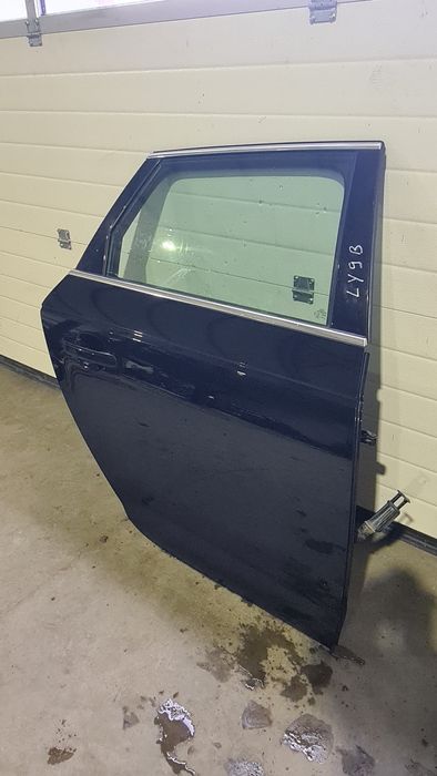 Usa dreapta spate audi a4 b9 break an 2018 negru cod culoare LY9B