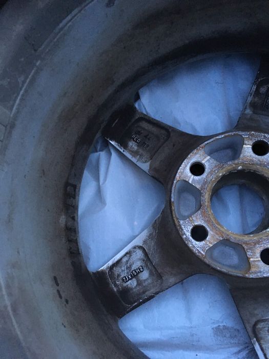 Продавам зимни гуми и джанти - 205/60/16 от Ауди А4