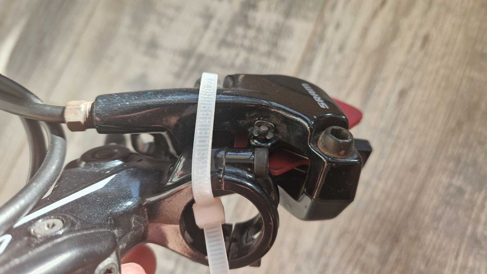 комплект спирачки Sram Level T + скоби Avid MatchMaker + накладки