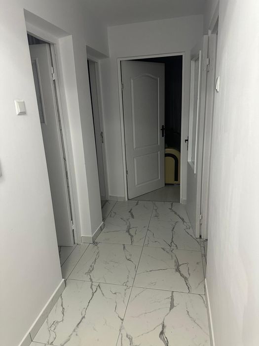 Închiriez apartament 2 camere