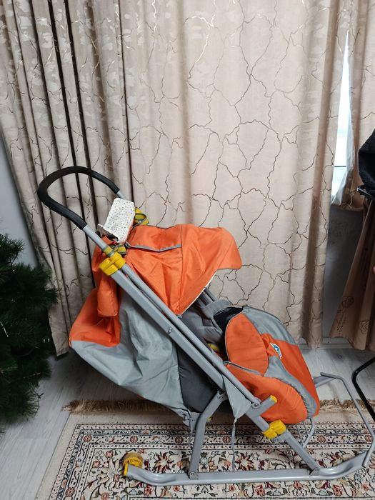 Продам санки коляска