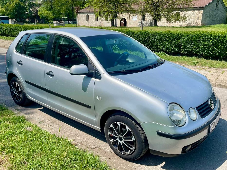 VW Polo 1.4 16V 75hps 2003 4/5 врати