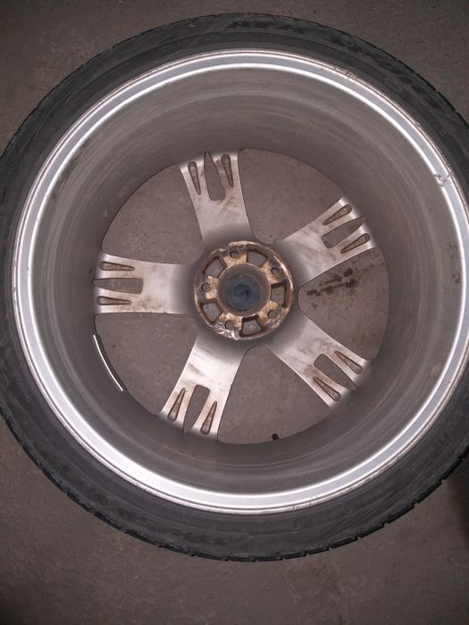 Диск в комплекте