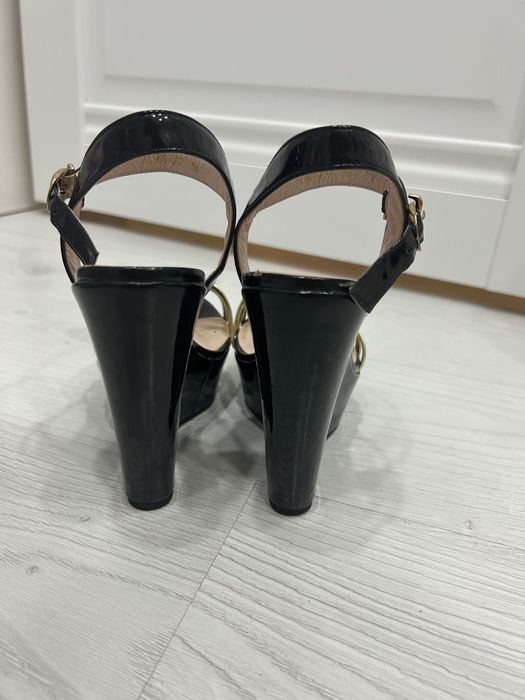 Босоножки в идеальном состоянии