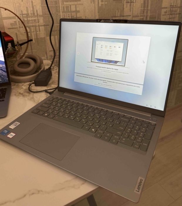 Продам ноутбук Lenovo ssd 512