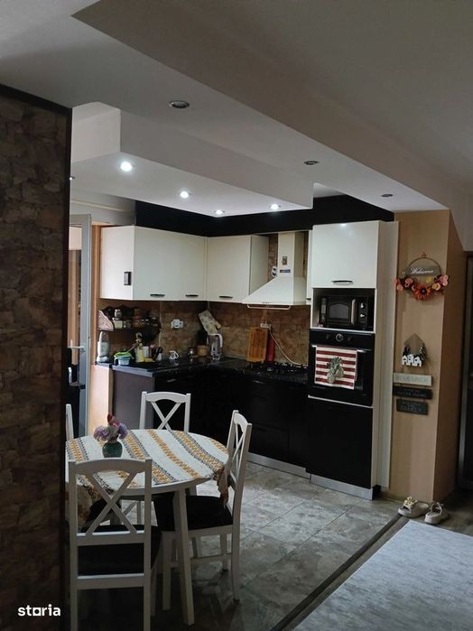 cv 195 Motorului zona Value Center