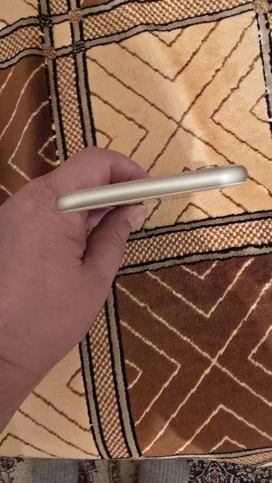 Айфон 6 s серый на запчасти.