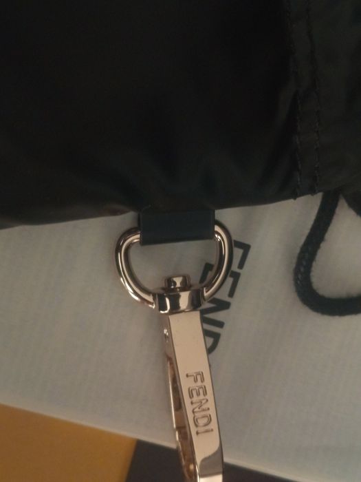 Ochelari de soare Fendi