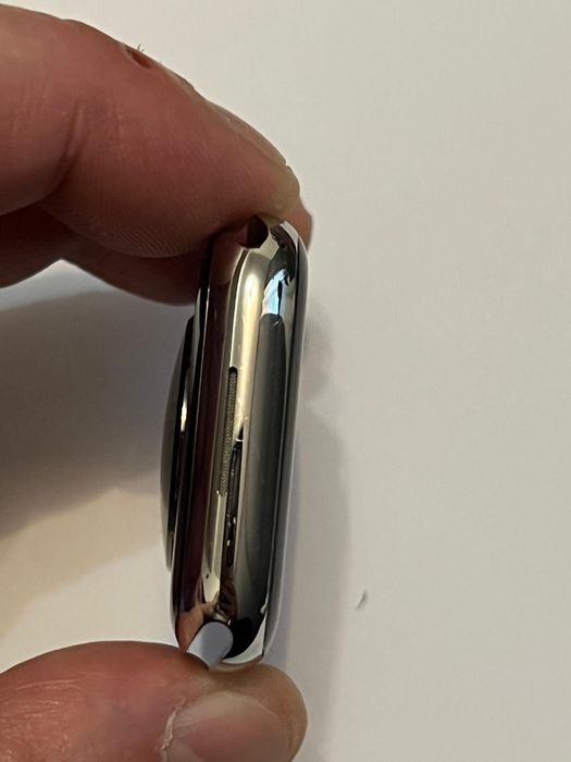 Apple Watch  8 GPS + Cellular, 45mm Stainless Steel Case  GARANTIE