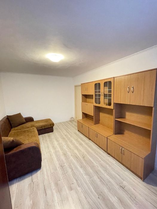 Apartamnt de inchiriat