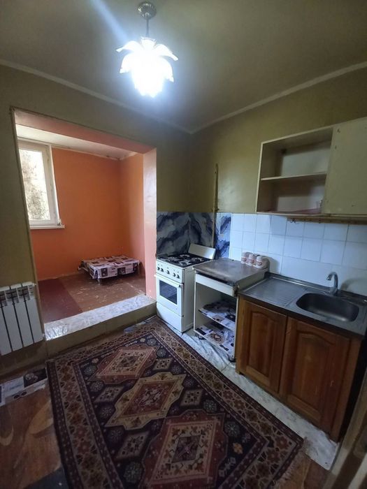 Срочно Продаеться 2-комнатная квартира городе Чирчике районе Октьябрь