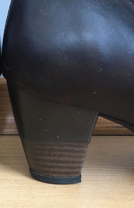 Красиви и топли  зимни  ботуши с ток