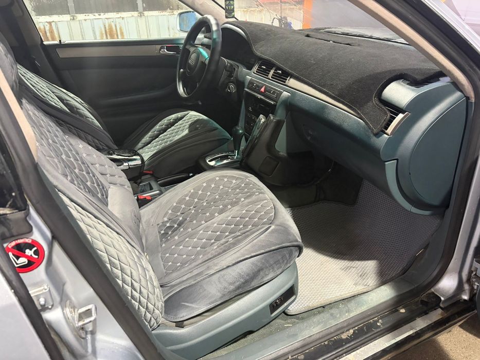 Продам Ауди а6  с5 1998