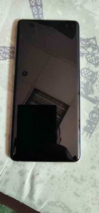 S10+ 128gb. 6 Ram