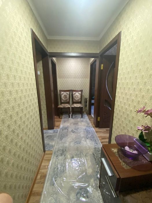 Ko'p qavatli uy joy. Samarqand shahar. Beruniy (Oktyabrskiy) ko'chada